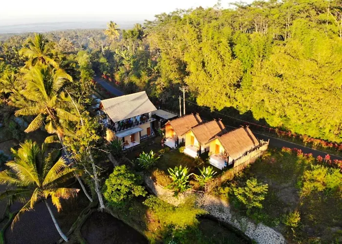 Aryasuta Bungalow
