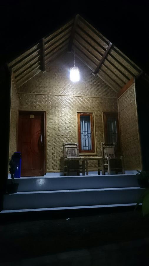 Aryasuta Tetebatu